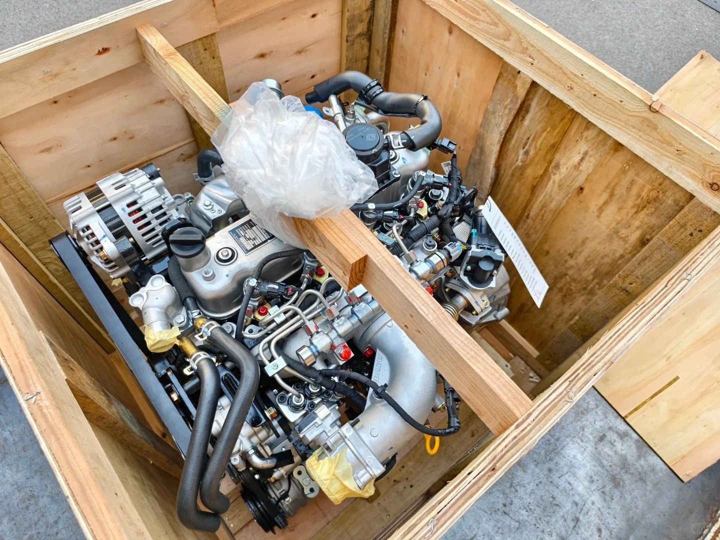 4KB1-TCG60 4KB1-TCC60 Complete Diesel Engine Assembly For ISUZU ELF NKR KV100 100P Trucks 4KB1-TCG60 4KB1-TCC60 Complete Diesel Engine Assembly For ISUZU ELF NKR KV100 100P Trucks